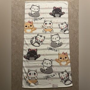 Kassafina Kitty Play  Bath Towel 100% Cotton 28” X 52” Brand New With Tag